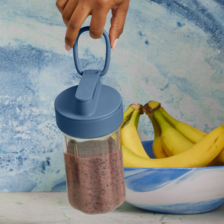 blue splendor blender personal vessel with smoothie