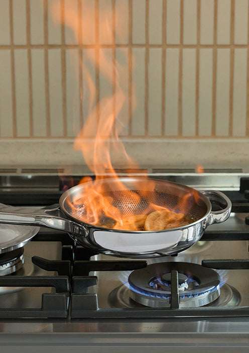 flambeing bananas in mini always pan pro