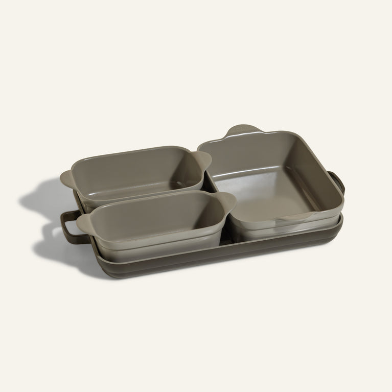 black bakeware set