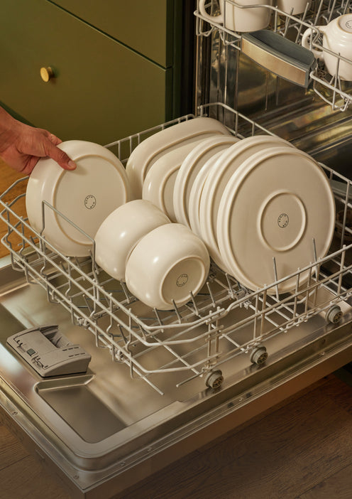 dinnerware in dishwasher 
