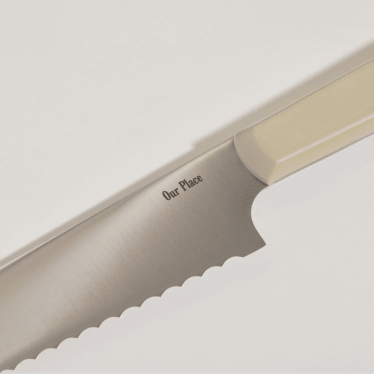 serrated knife - steam - view 3