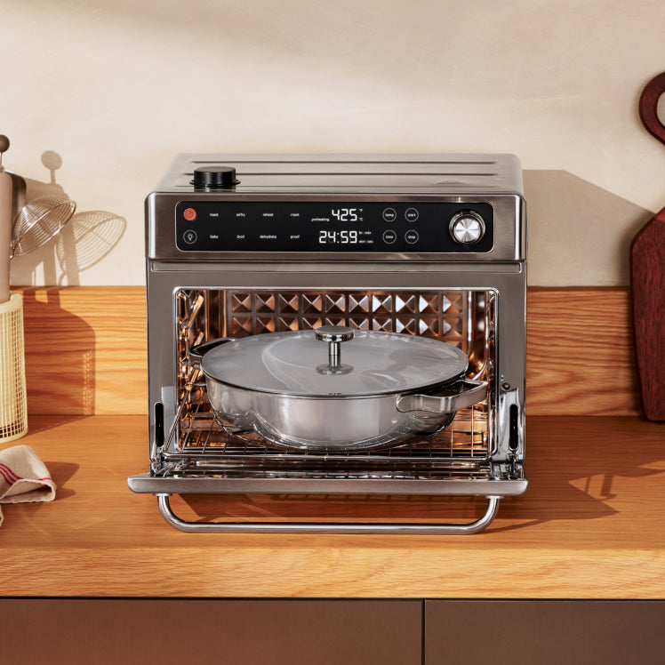 The lidded Titanium Braiser Pro inside a Wonder Oven Pro.