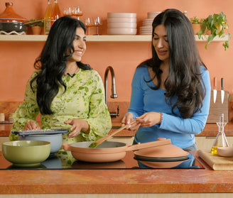 Shiza Shahid cooking with Maryam Zekria